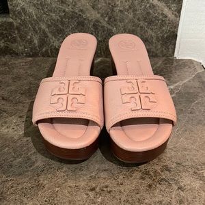 Tory Burch wedges in fantastic condition.